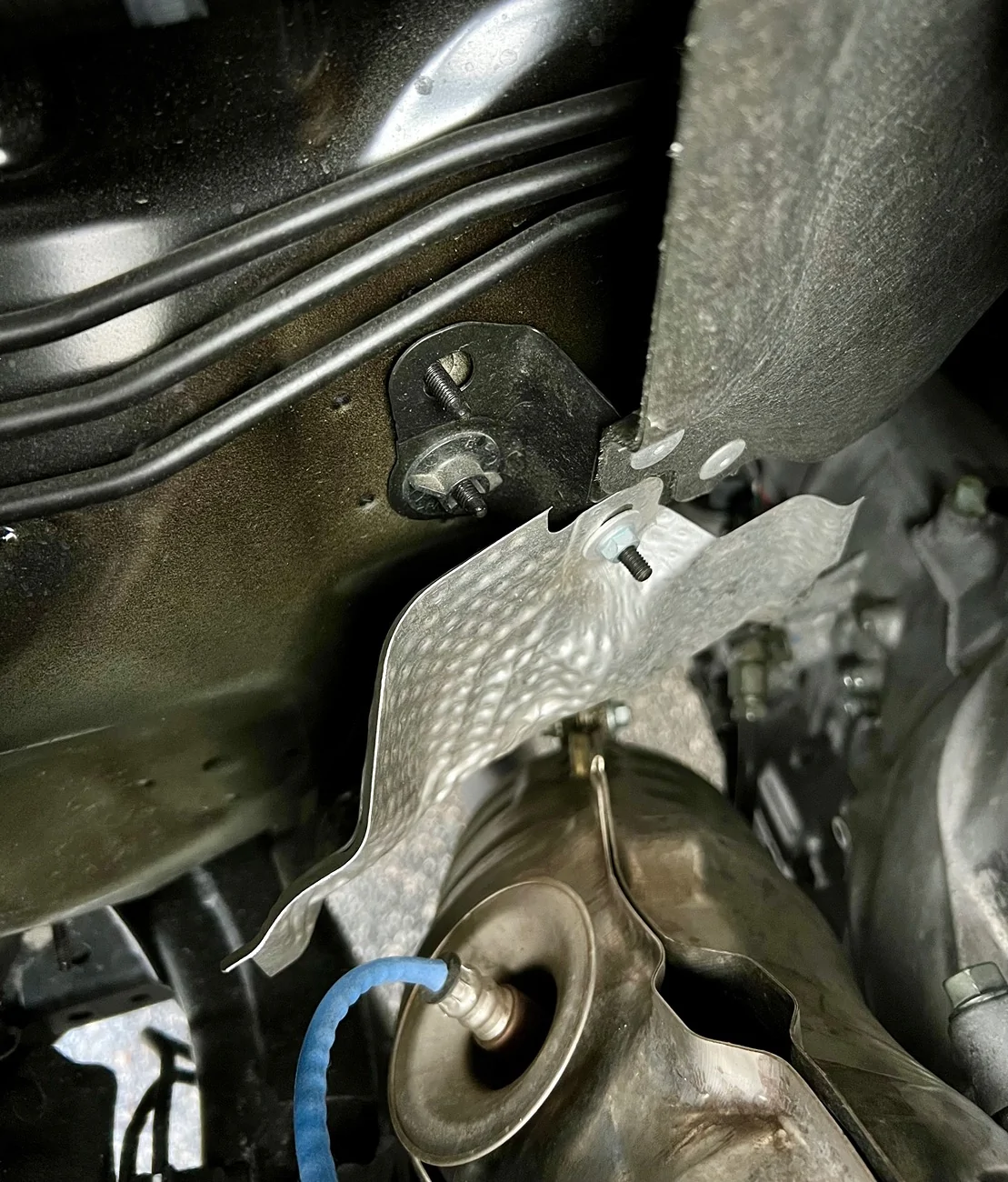 2025 4runner 6th gen Need help confirming if hardware is missing! IMG_2687