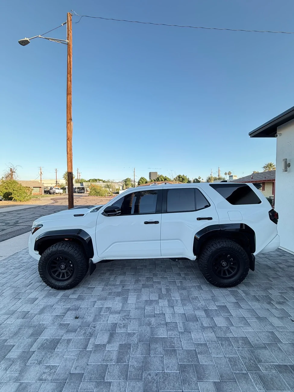 2025 4runner 6th gen Anyone remove the factory ARB Roof Rack from Trailhunter? IMG_1162