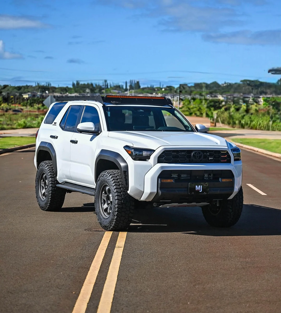 2025 4runner 6th gen ICE CAP WHITE Photos 4Runner 6th Gen (2025+) Eibach Pro Stage 2R Lift Kit (3%22 Inch) + Work Meisters S1 +18 Offset + MT Baja Boss AT 295: