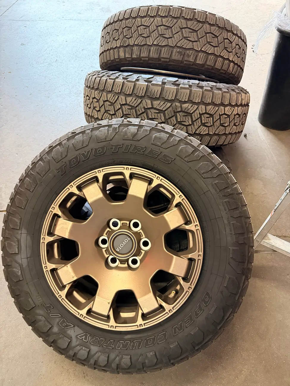 2025 4runner 6th gen WTS TrailHunter Wheels & Tires tempImage3dKfl7