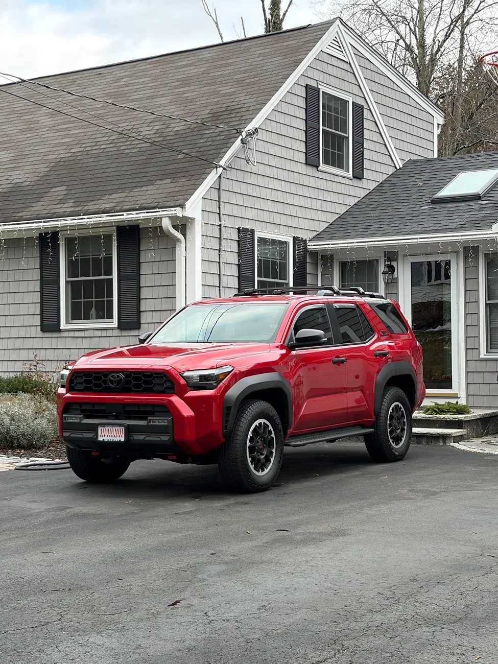 2025 4runner 6th gen SUPERSONIC RED Photos 4Runner 6th Gen (2025+) IMG_1857