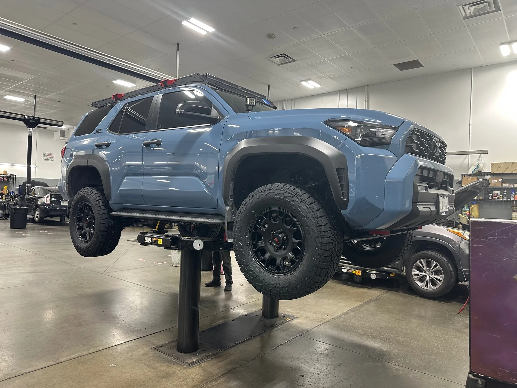 2025 4runner 6th gen Blue got new shoes: Falken 285/70/18 + TRD wheels installed on TRD ORP IMG_5251