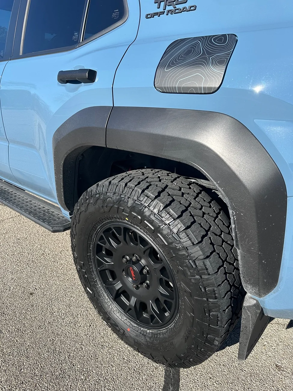 2025 4runner 6th gen Blue got new shoes: Falken 285/70/18 + TRD wheels installed on TRD ORP IMG_5258