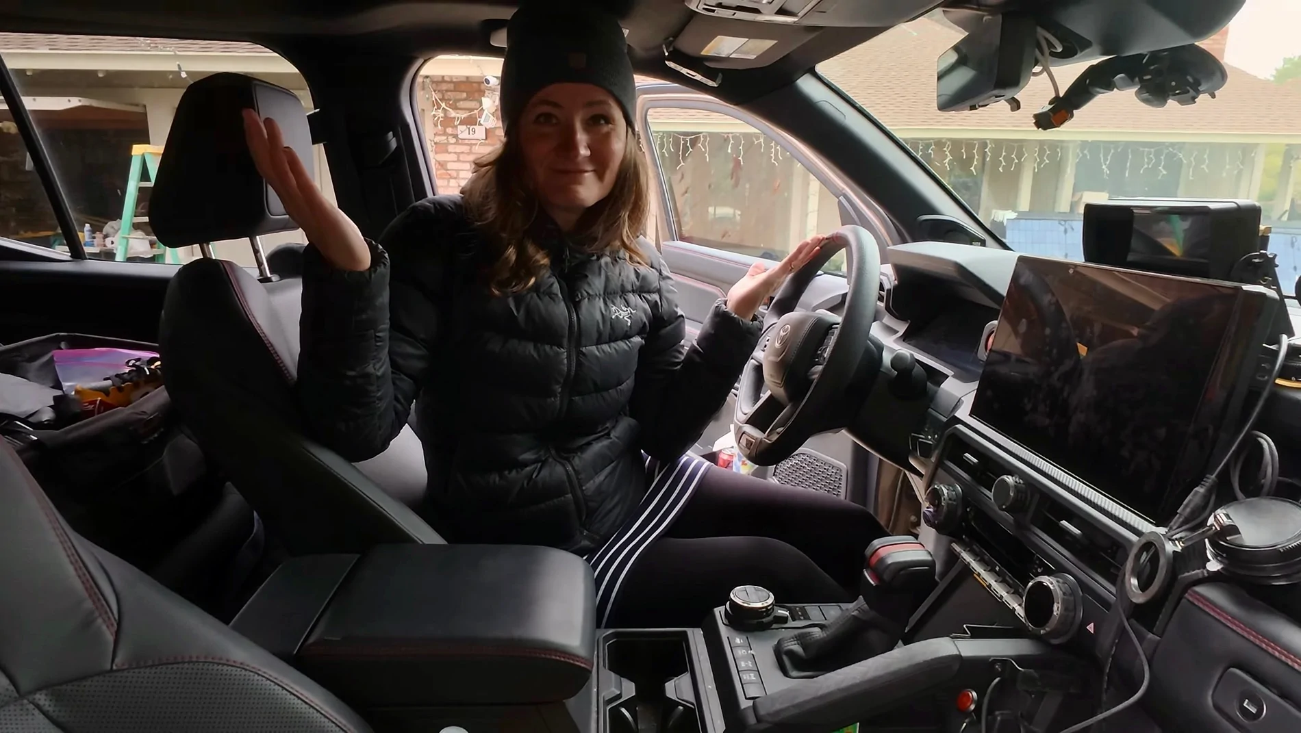 2025 4runner 6th gen Hood struts and secret compartment IMG_2295