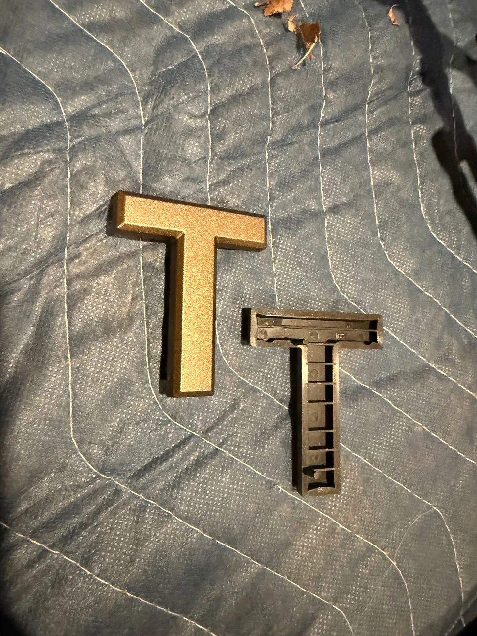 2025 4runner 6th gen Question regarding Heritage Grille lettering removal and emblem part numbers (Blackout project) IMG_1013