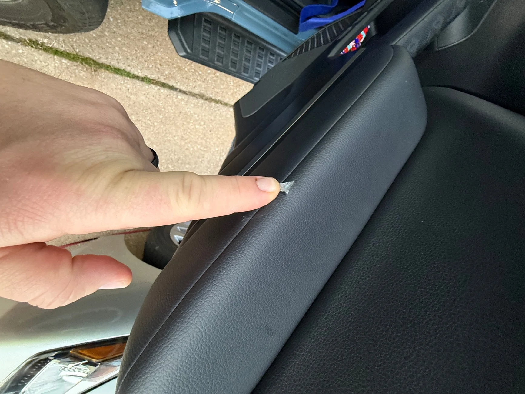 2025 4runner 6th gen Torn armrest!  Help needed IMG_3315