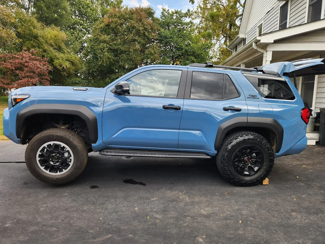 2025 4runner 6th gen How're you lifting your 4runner? Ramps or floor jack + jack stands? 20251019_125032