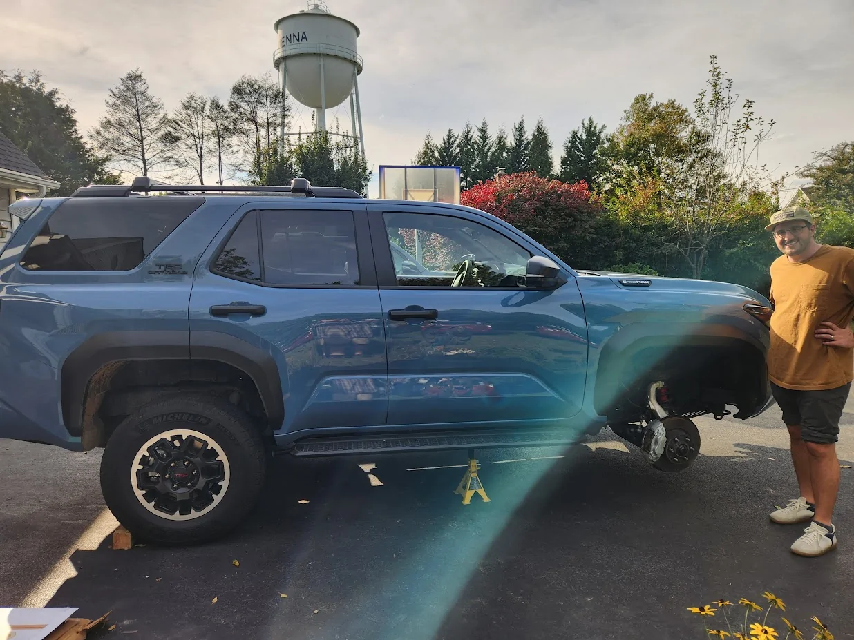 2025 4runner 6th gen How're you lifting your 4runner? Ramps or floor jack + jack stands? 20251019_153901