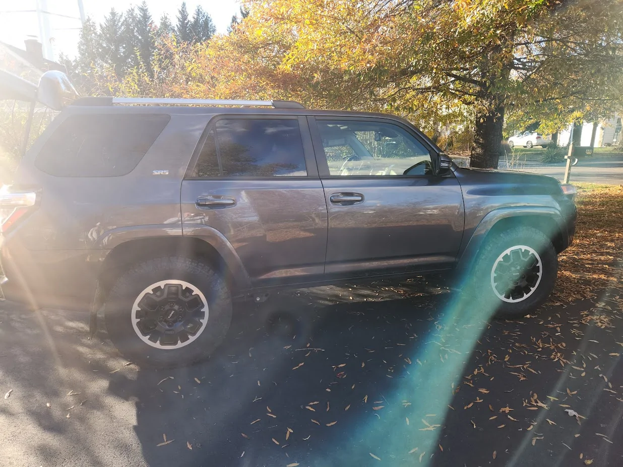 2025 4runner 6th gen Why is everyone allergic to the stock 18 TRD OR/ORP wheels? 20251126_145726