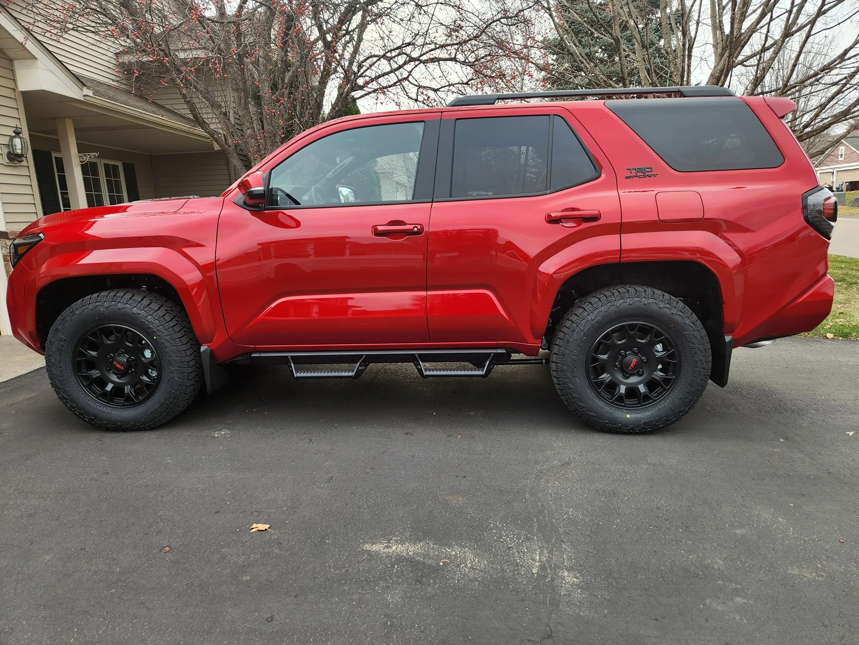 2025 4runner 6th gen Why is everyone allergic to the stock 18 TRD OR/ORP wheels? 20251118_145122