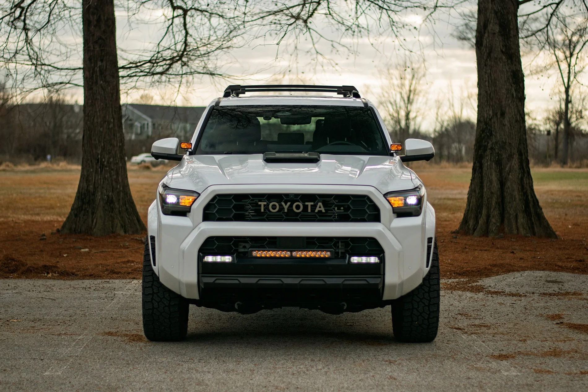 2025 4runner 6th gen Trailhunter Heritage Grille Swap + Diode Dynamics Stage Series Lightbar Install DSC_0868 (1)