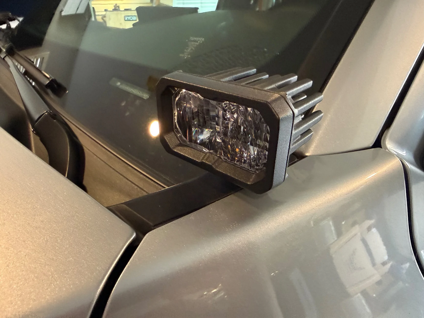 2025 4runner 6th gen Ditch light mounting on hood (update) IMG_1178