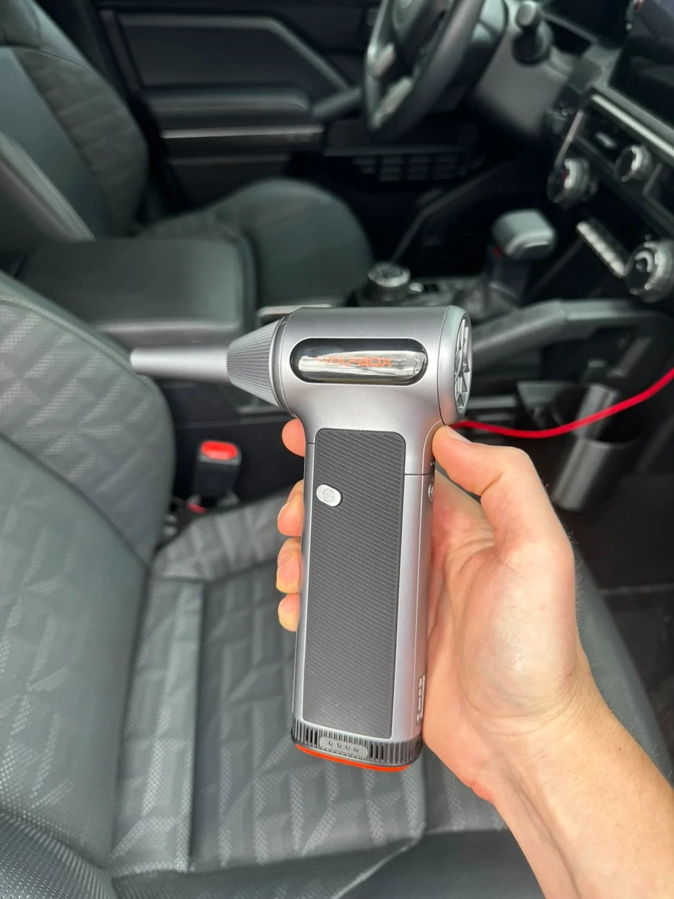 2025 4runner 6th gen WOLFBOX MF200 Compressed Air Duster - Best interior detailing tool IMG_1728