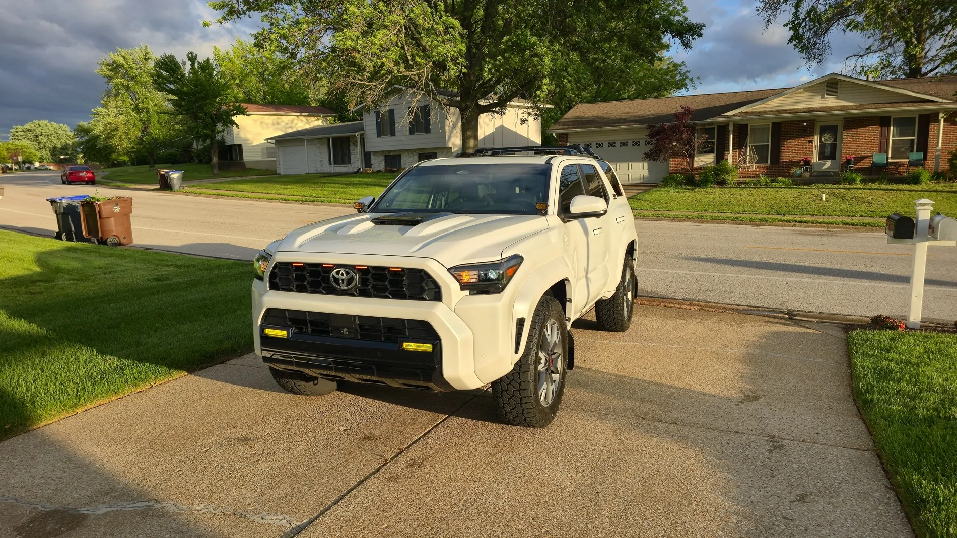 2025 4runner 6th gen TRD Sport 20" wheels on bigger tires: 275/60/20 Falken Wildpeak AT4W Tires (275/60R20) 20250520_192231