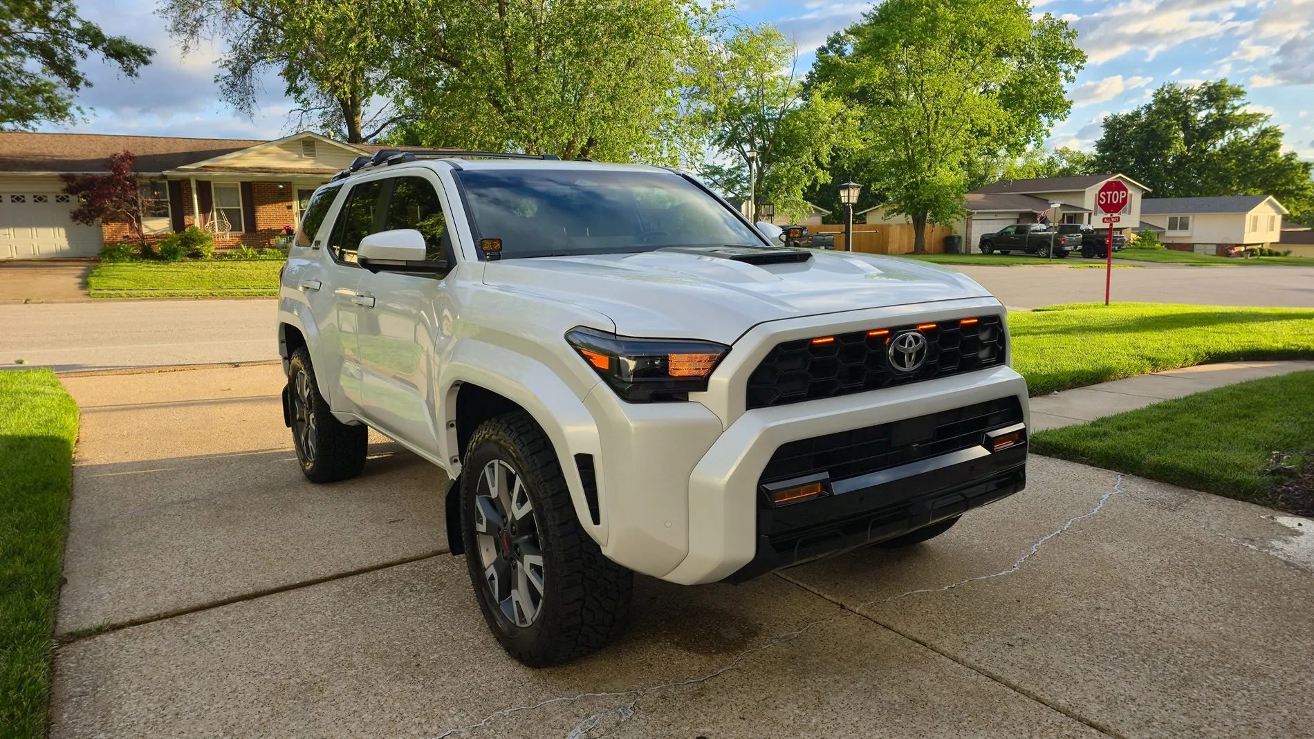 2025 4runner 6th gen TRD Sport 20" wheels on bigger tires: 275/60/20 Falken Wildpeak AT4W Tires (275/60R20) 20250520_192139