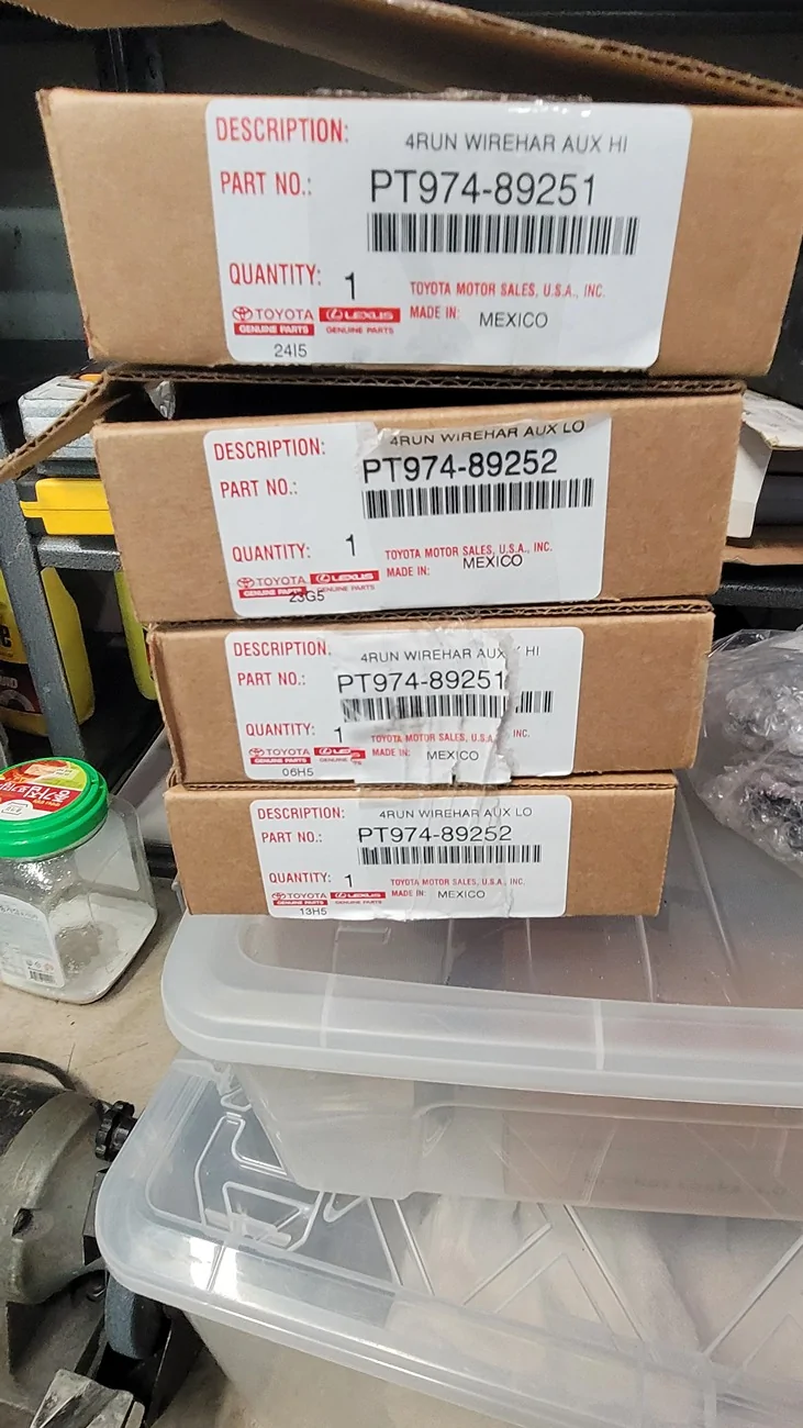 2025 4runner 6th gen Aux power low.high connector 20251228_144804