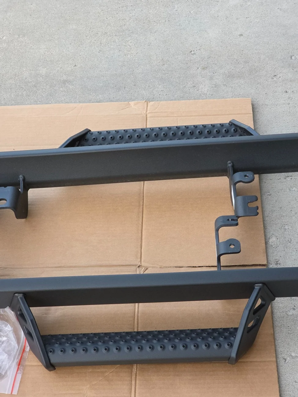 2025 4runner 6th gen FS: OEM Predator Drop Steps 20251228_154446