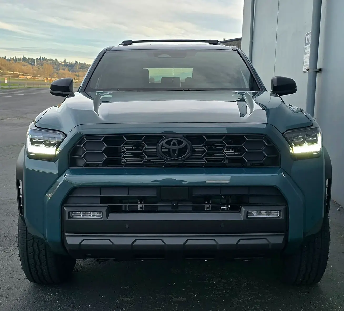 2025 4runner 6th gen Installed Limited (Premium) Headlights on 4Runner TRD Off-Road -- part numbers & tips 27046-e424a933c38b26f957e85ea81482ef31