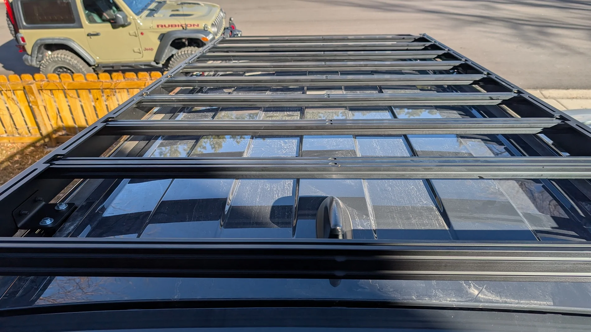 2025 4runner 6th gen Prinsu Pro roof rack installed - video PXL_20251230_175004878