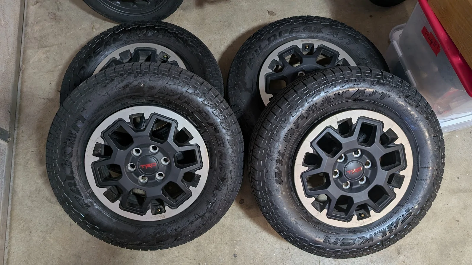 2025 4runner 6th gen Chattanooga - Selling OEM TRD ORP rims and tires PXL_20251230_182135104