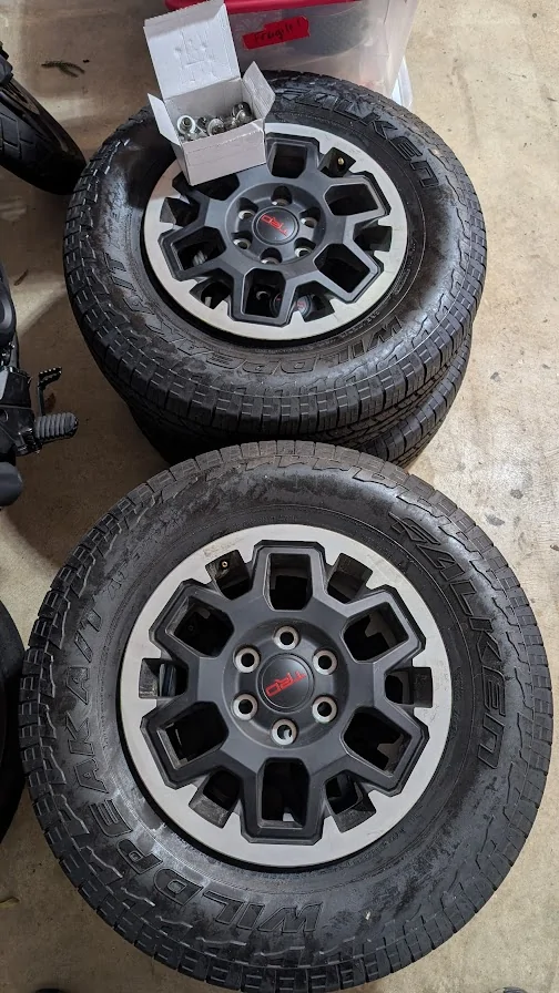2025 4runner 6th gen Chattanooga - Selling OEM TRD ORP rims and tires PXL_20251230_182057141