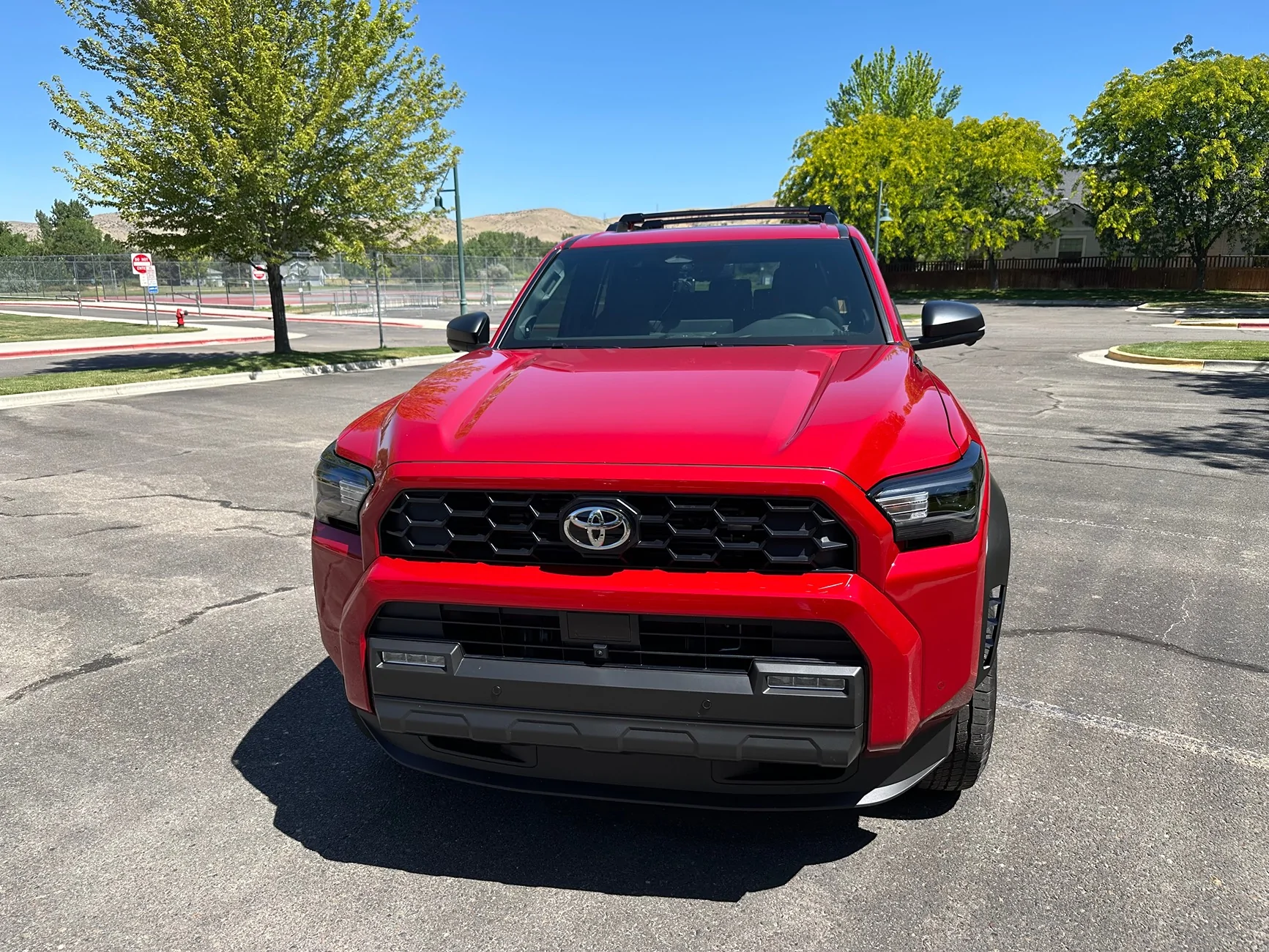 2025 4runner 6th gen SUPERSONIC RED Photos 4Runner 6th Gen (2025+) IMG_4859