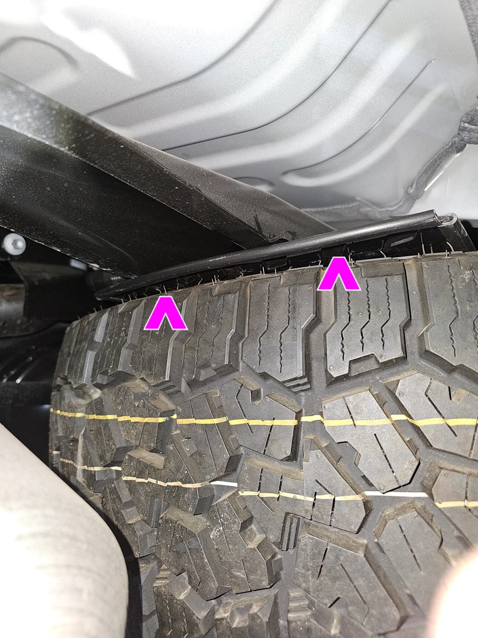 2025 4runner 6th gen Spare Tire Overtightened / Marks (rubbing damage) 20251230_180639(1)