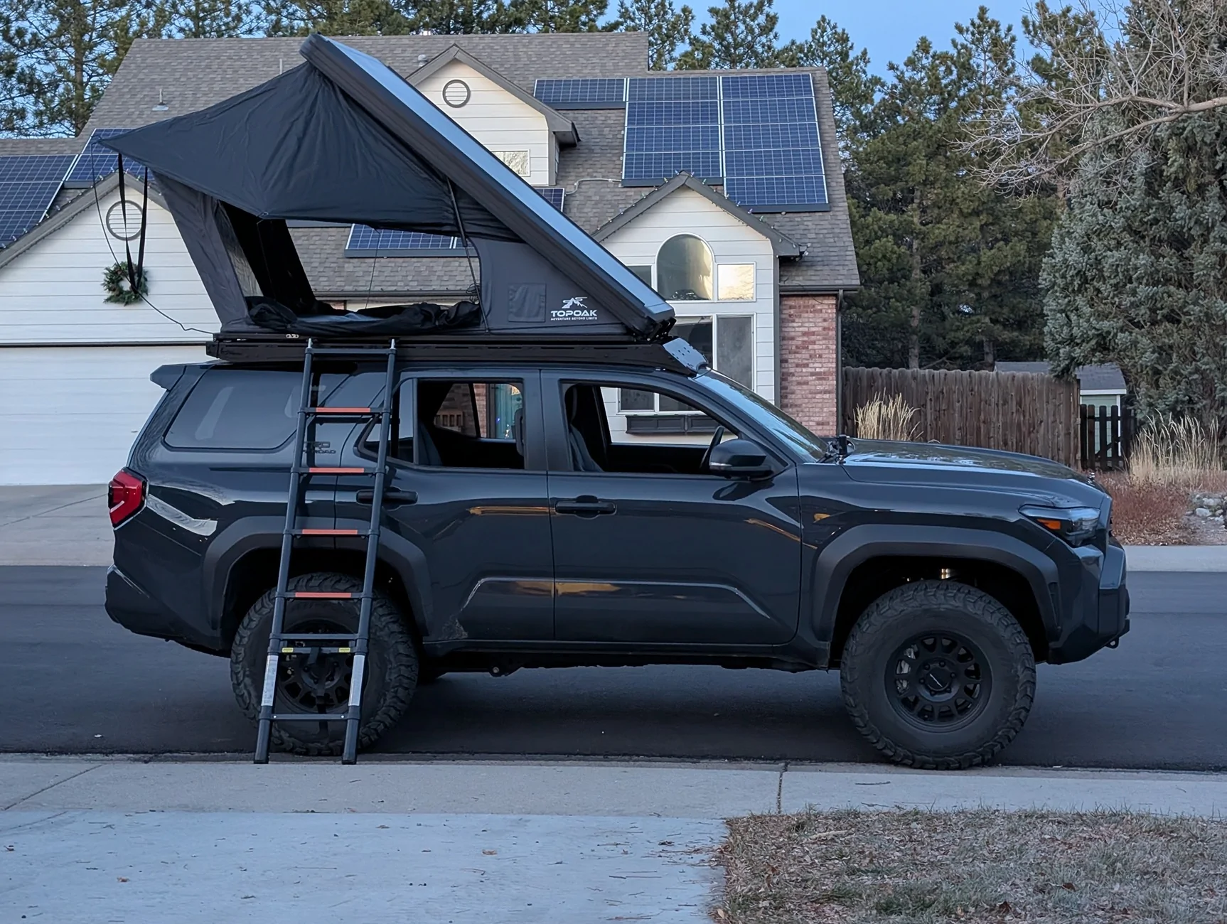 2025 4runner 6th gen Prinsu Pro roof rack installed - video PXL_20251231_235827890