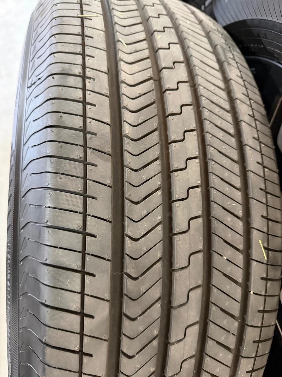 2025 4runner 6th gen SR5 Wheel and Tires (4) $600 IMG_1643