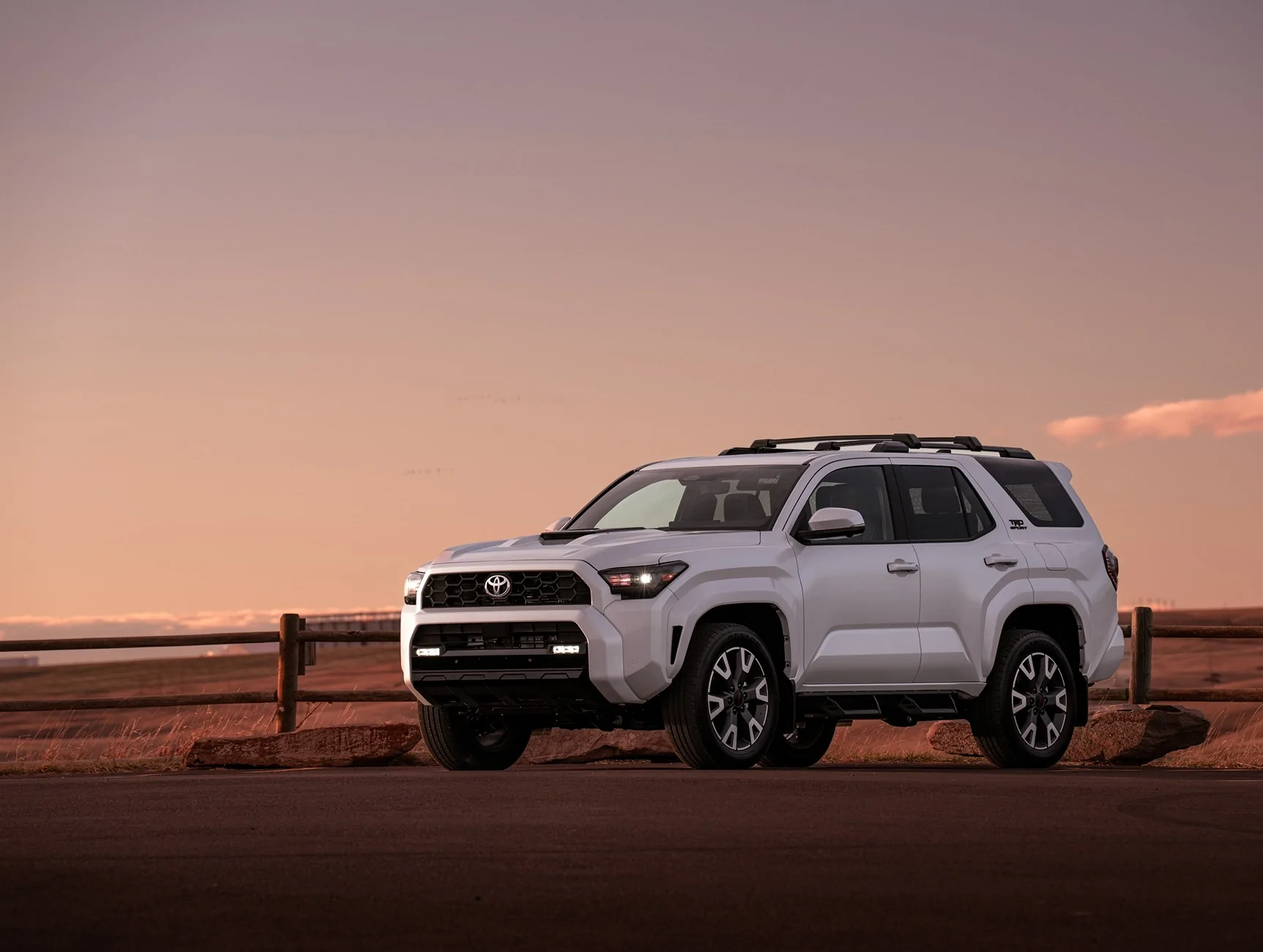 2025 4runner 6th gen TRD Off Road Premium vs TRD Pro 4Runner Shoot_03
