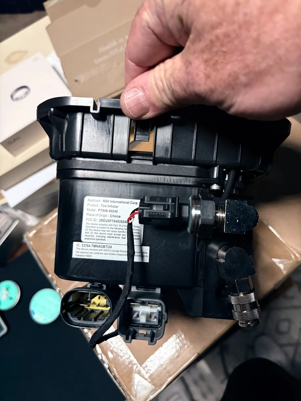 2025 4runner 6th gen Onboard Air Compressor in Trailhunter 4Runner -- Specs? ARB Air Compressor? IMG_0434