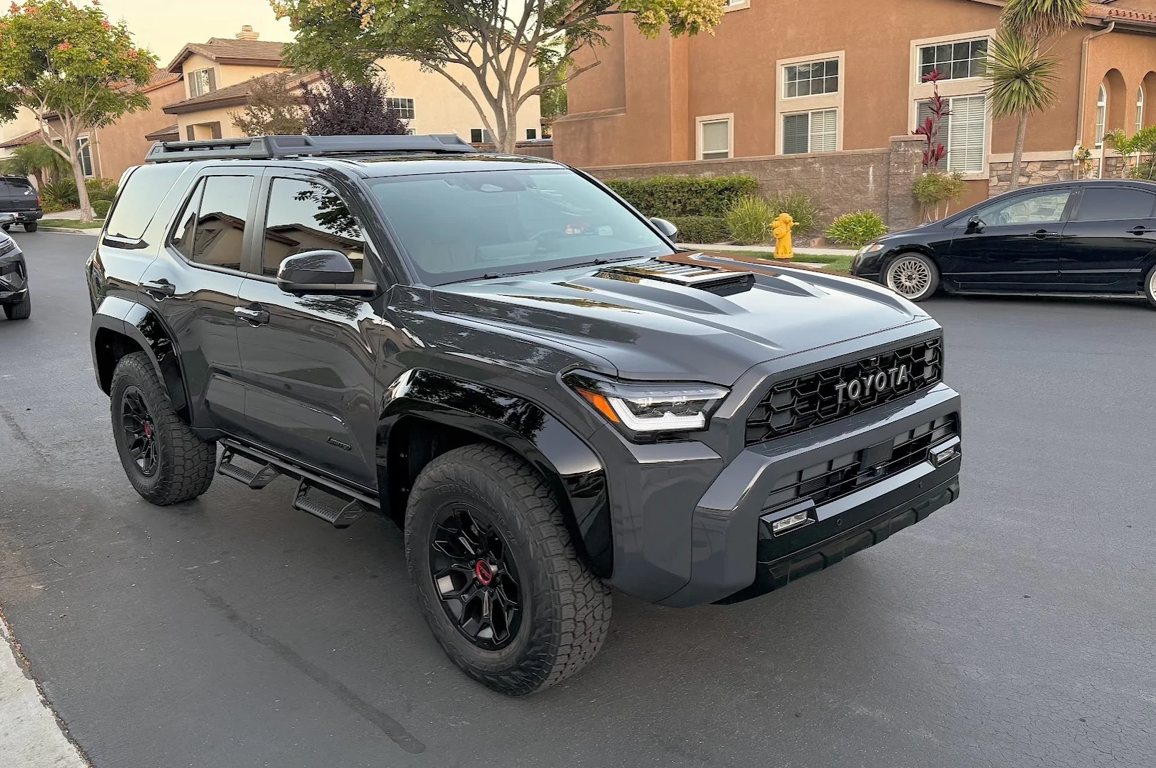2025 4runner 6th gen 4runner Off Road Premium Hybrid or 4runner Limited perfect 4runner