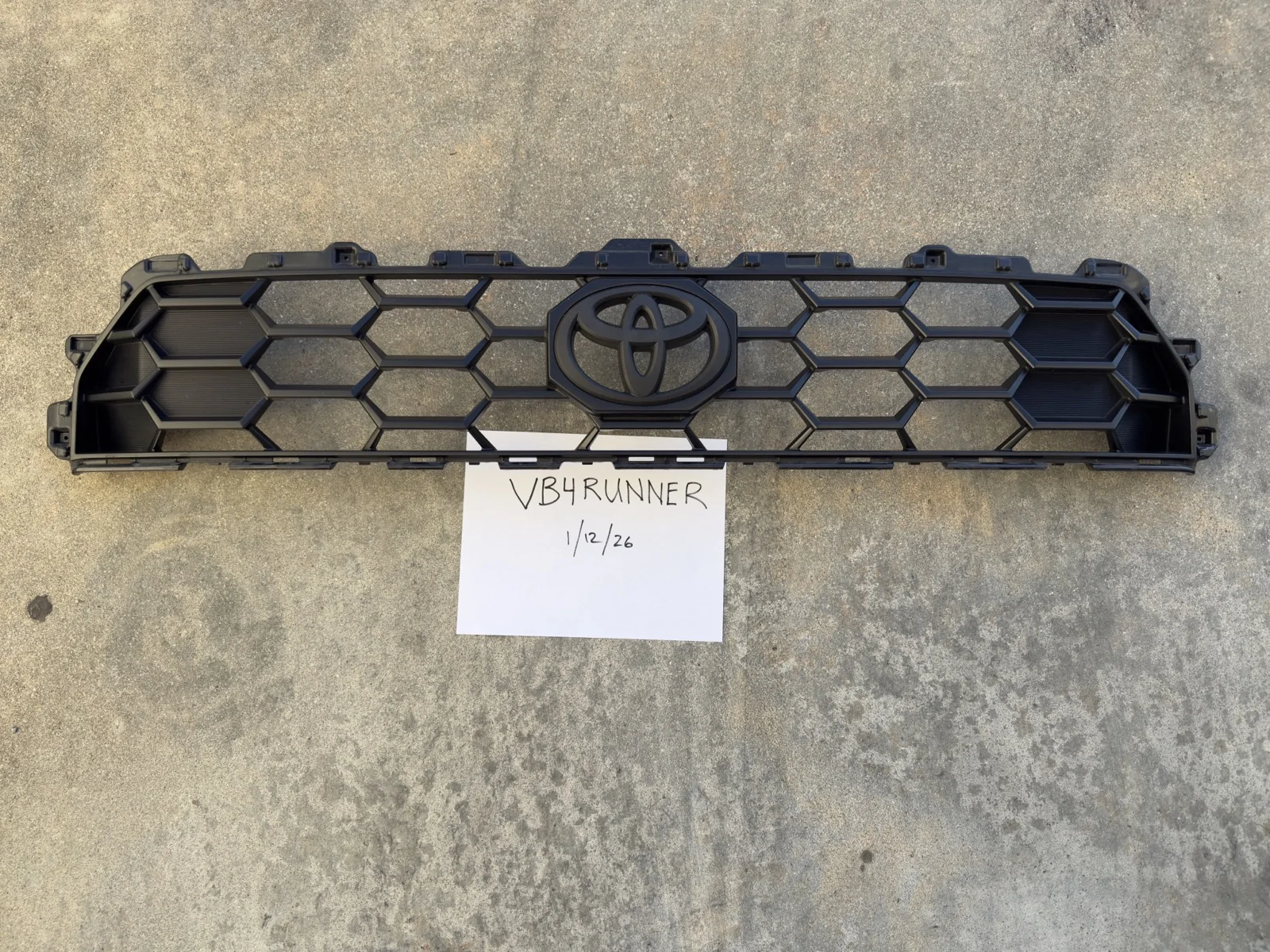 2025 4runner 6th gen FS: ORP front grille + OEM fog lights: $50 OBO pickup IMG_7074