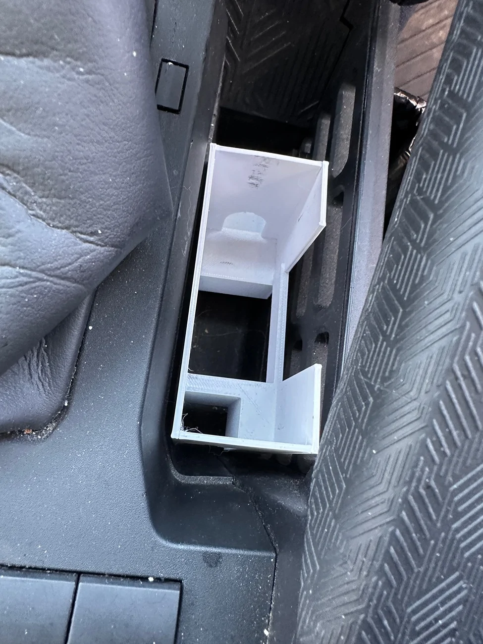 2025 4runner 6th gen Trash can solution (3D print) IMG_1921