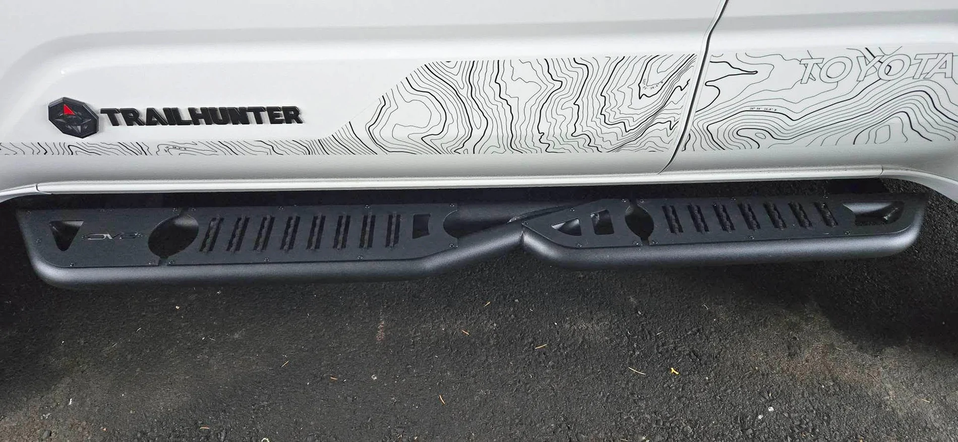 2025 4runner 6th gen DV8 Offroad Side Steps installed on Trailhunter DV8 Offroad Side Steps installed on 2025 2026 4Runner Trailhunter 6th gen 3