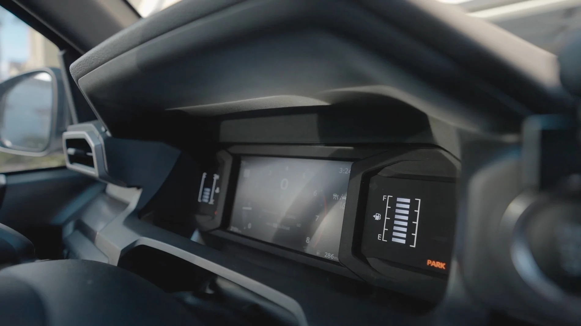 2025 4runner 6th gen 2025 Toyota 4Runner SR5 Ice Cap Build /// Everyday Fred Screen Protech HD