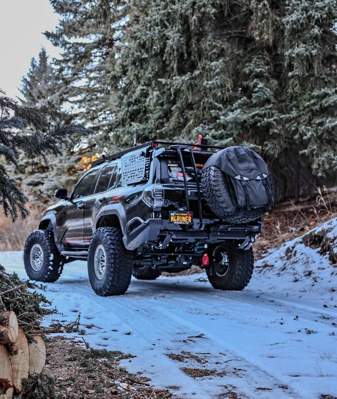 2025 4runner 6th gen Mammoth4runner 6th gen build: she looks good in the snow & desert 👌🏻 615722447_33948975781384971_8737592651045027156_n