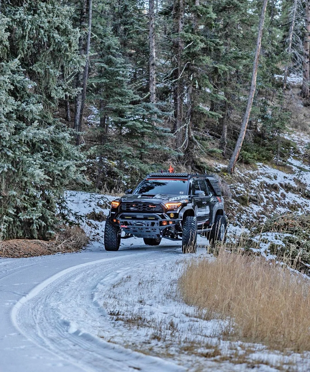 2025 4runner 6th gen Mammoth4runner 6th gen build: she looks good in the snow & desert 👌🏻 617019908_33949165291366020_201072789965384534_n