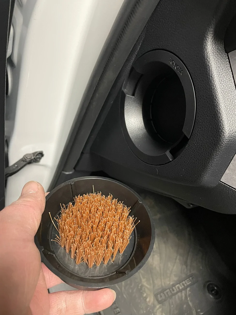 2025 4runner 6th gen Did anyone’s 4Runner come standard with the “secret” flashlight lantern in dash cubby hole? image3