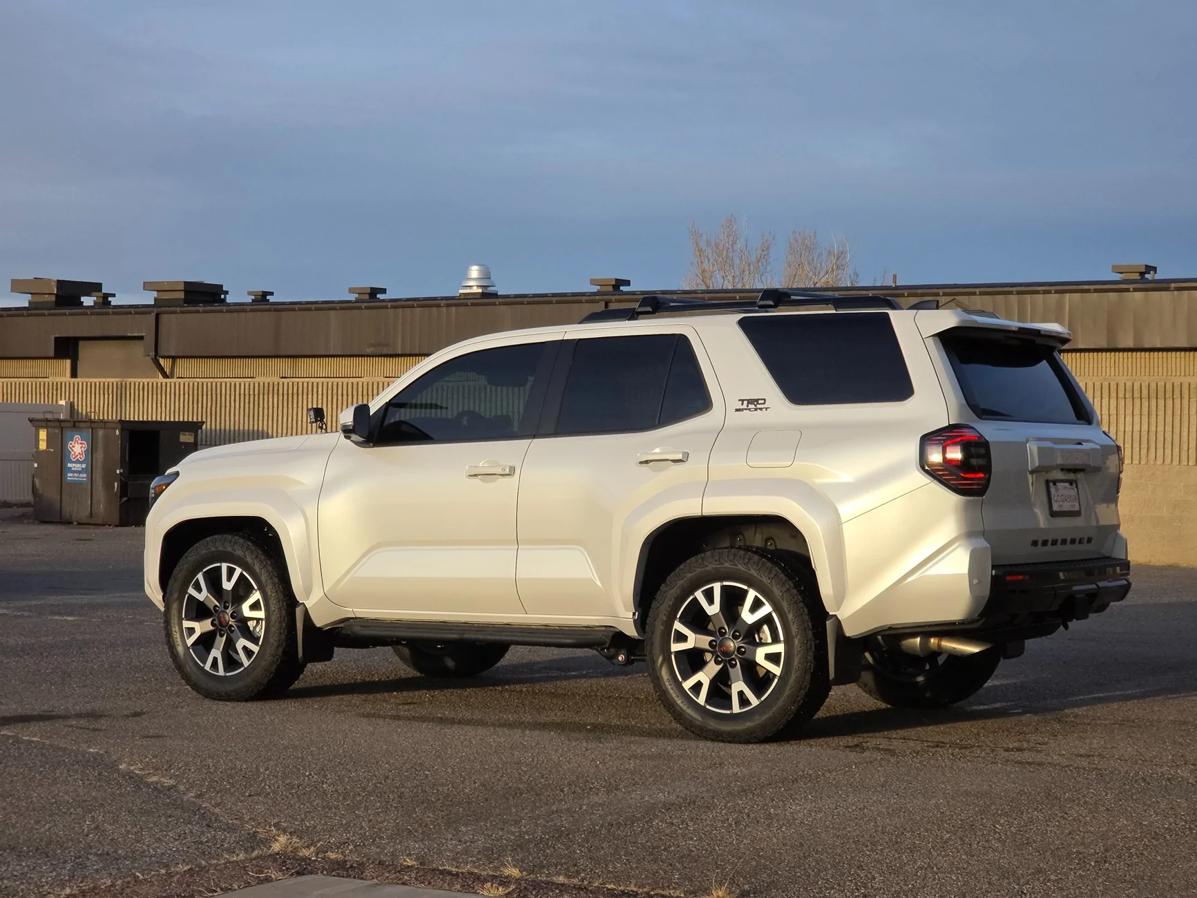 2025 4runner 6th gen Wind Chill paint = yellow tint? 20260119_162341