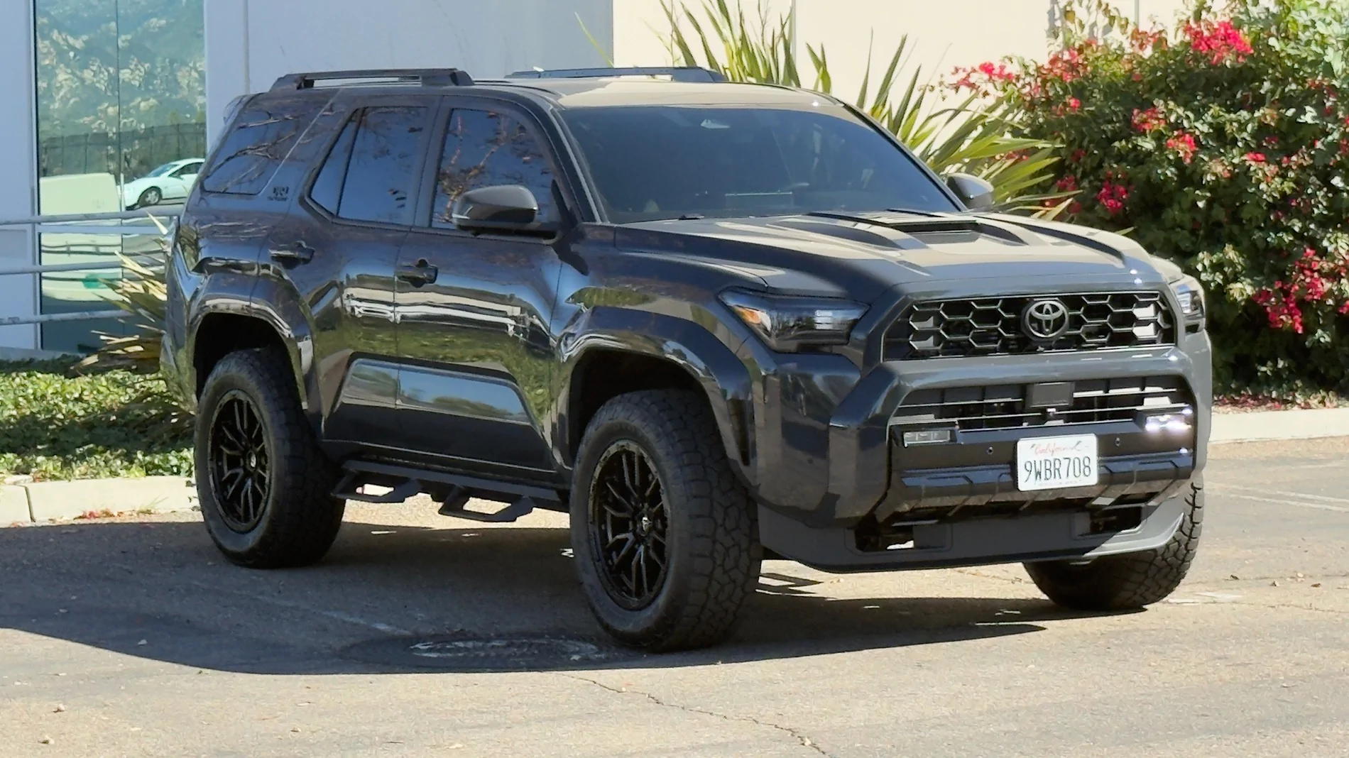 2025 4runner 6th gen 2025 TRD Sport on Torq Engineering 3" front / 1" rear leveling lift kit, 285/60r20 tires, 20x9 wheels (Fuel D679) IMG_0913