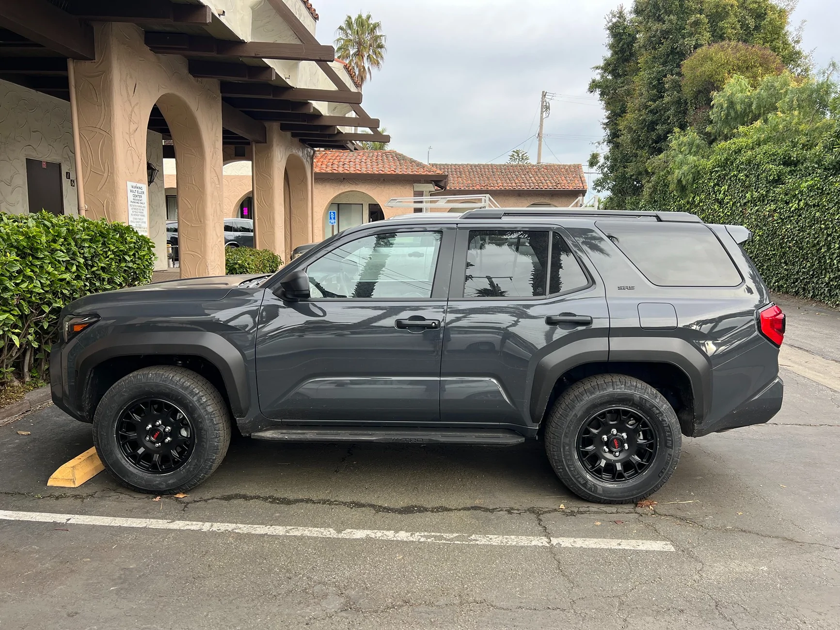 2025 4runner 6th gen 2025 4Runner SR5 Build - Underground IMG_3323