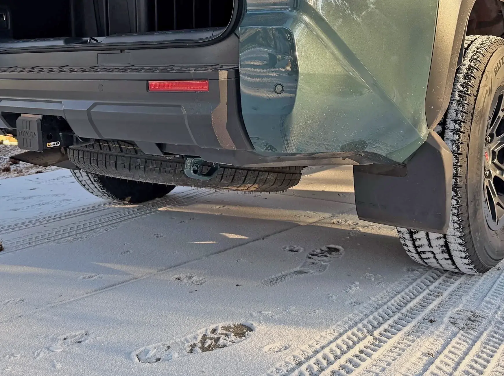 2025 4runner 6th gen Everest Painted Tow Hooks 28594-73f75e43d629e6fc0515086da2f8c195