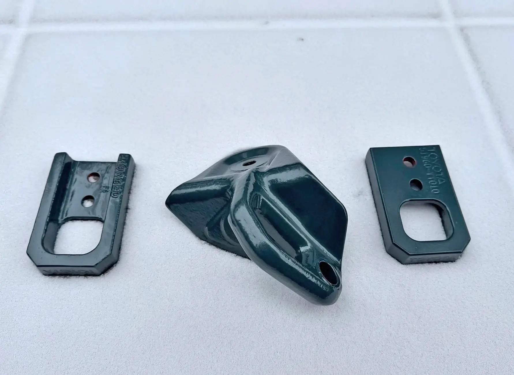 2025 4runner 6th gen Everest Painted Tow Hooks 28592-d59e732b0103bb4ce5a96f2d7d814036