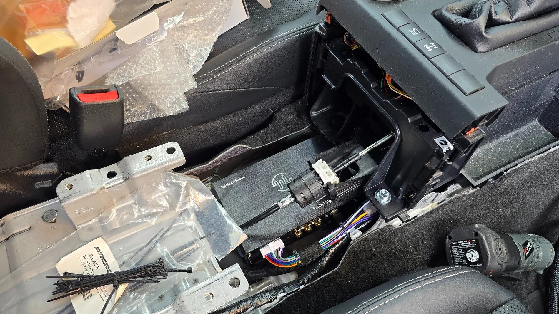 2025 4runner 6th gen My audio adventure to get the JBL system to sound decent. Review of Trailgridpro set and Beatsonic Encore X. 20260111_132155