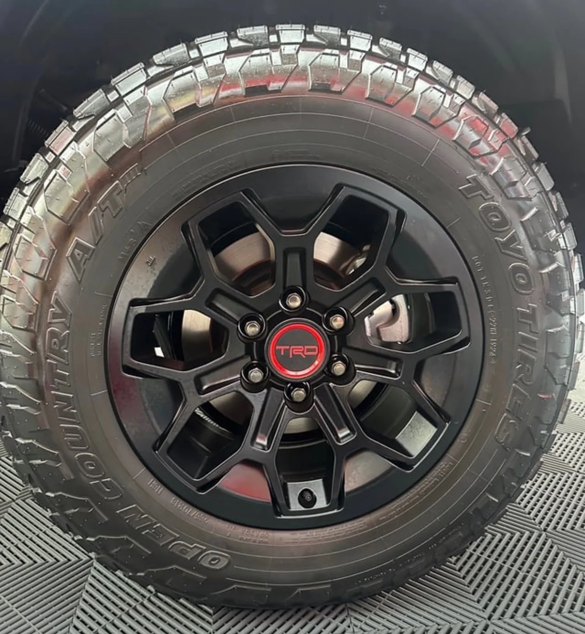 2025 4runner 6th gen Max Tire Size for TRD wheels? IMG_7386