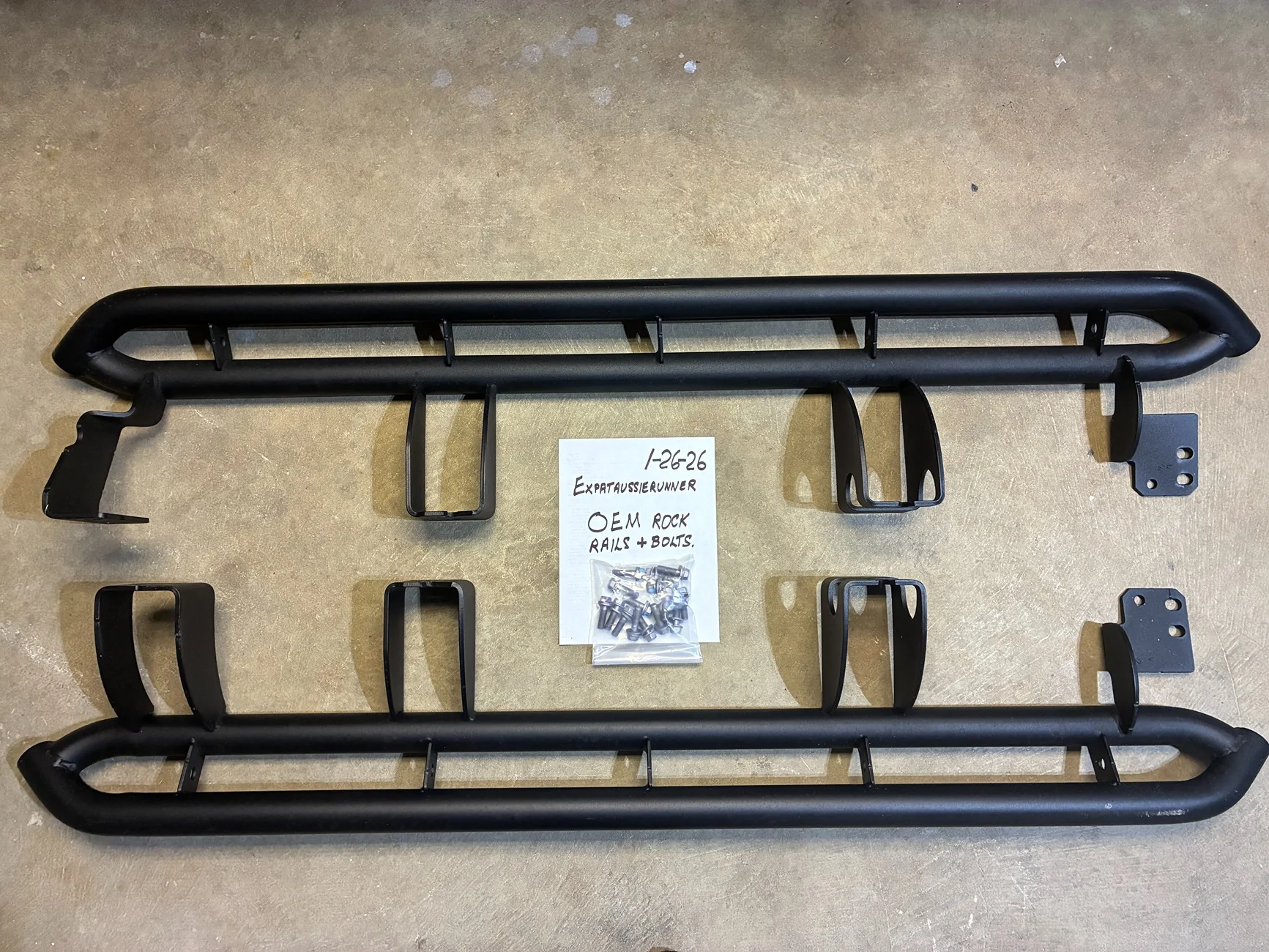 2025 4runner 6th gen WTS OEM Rock Rails off '25 Trailhunter. IMG_0288