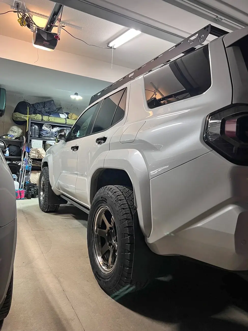 2025 4runner 6th gen Platinum Wind Chill Pearl on 18x8.5 +22 Volk TE37SB Tourer SR shining bronze (275/65/18 Continental TerrianContact A/T) 28744-2665feb969cc6b3017f7a497ff8cb399