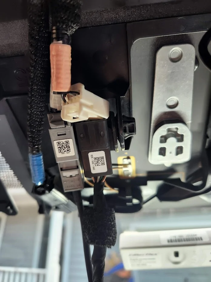 2025 4runner 6th gen WolfBox G900 Tri-Pro Rear Mirror Camera - MikeD's Install Experience & Review 20251221_144803