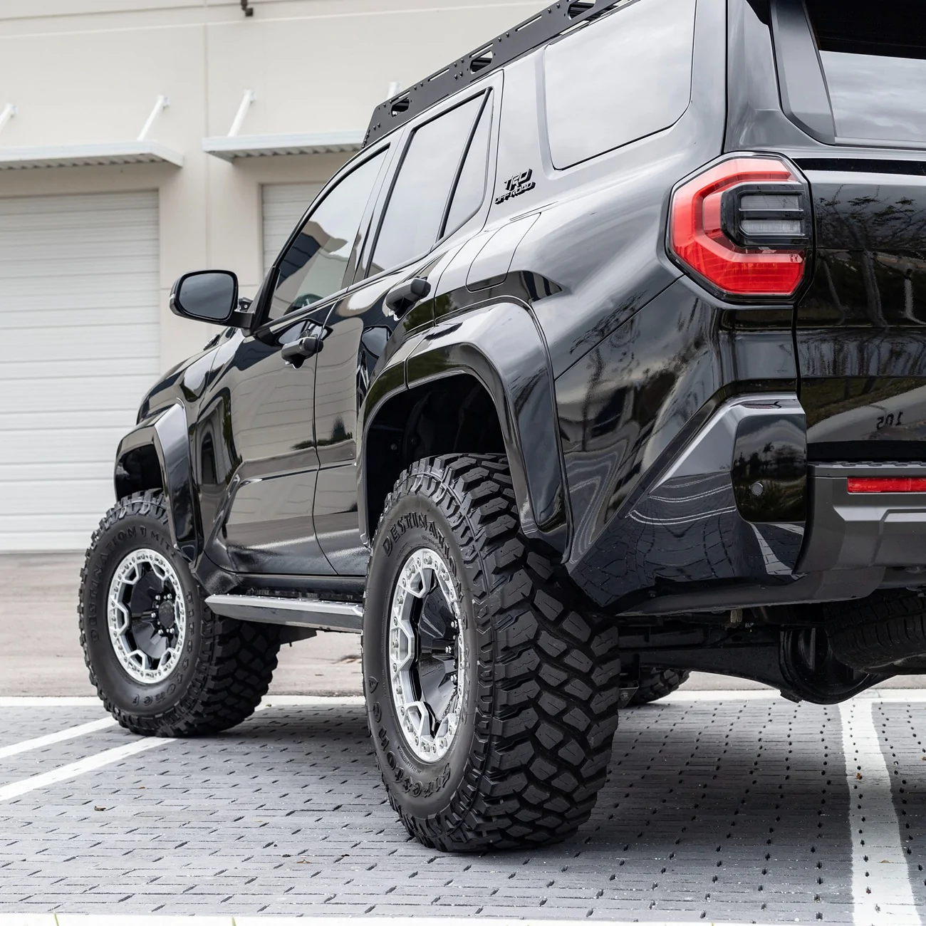 2025 4runner 6th gen BLACK Photos 4Runner 6th Gen (2025+) Dobinson USA 4Runner Build 15 1x1